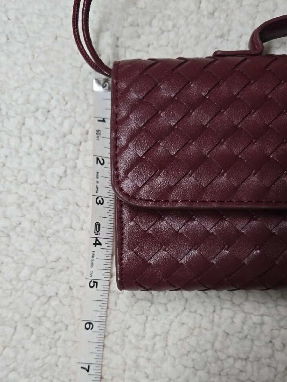 Rich Wine Faux Leather Handbag Interior with Zipper Pocket - Picture 8 of 9